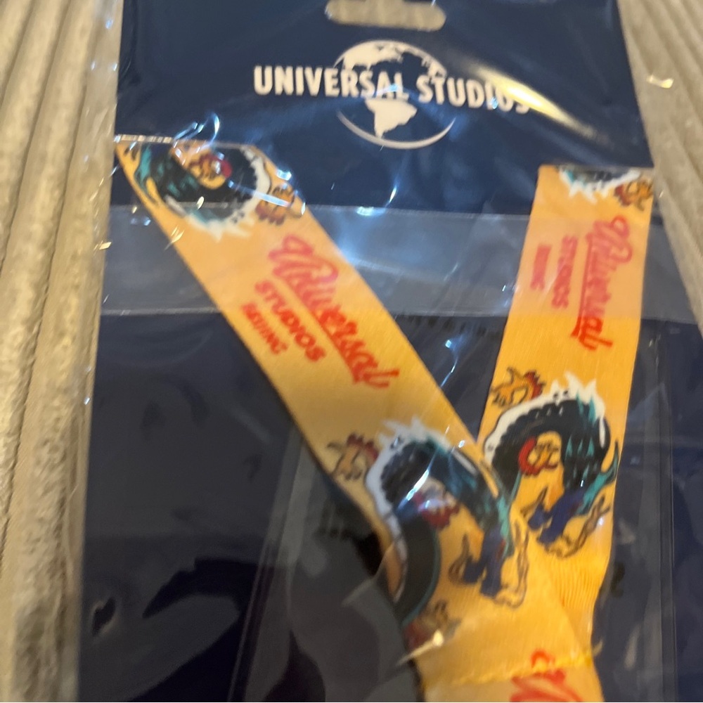 Universal Studios Beijing Lanyard with Pouch Dragon New - Picture 3 of 6